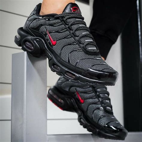 nike tn zwart rood|Nike TN Air Max Plus. Nike BE.